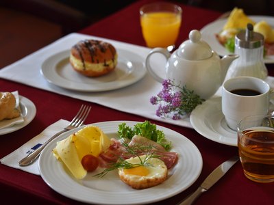 EA Hotel Jeleni dvur Prague Castle***+ - breakfast desk